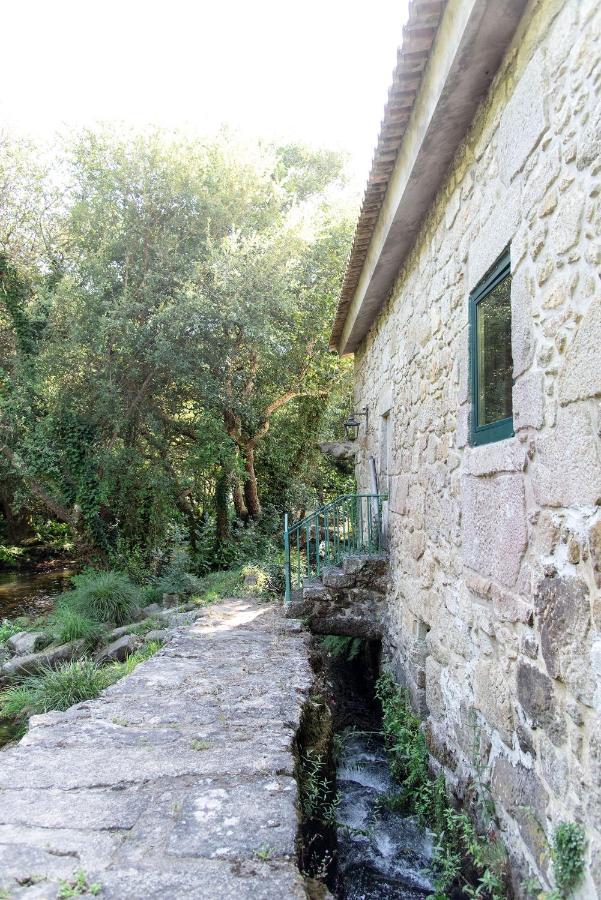אספוסנדה Neiva River House - Azenha Next To The River מראה חיצוני תמונה